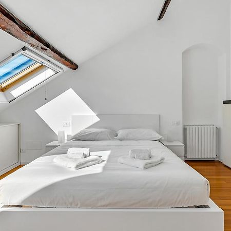 Cosmopolitan Apartment Milan Exterior photo